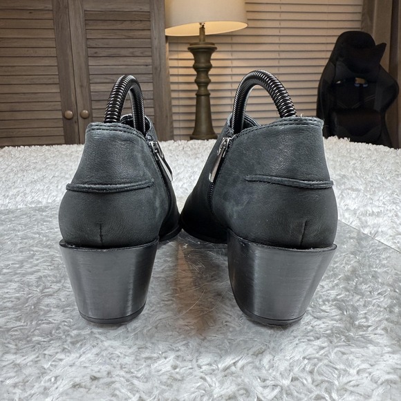 Franco Sarto Ankle Boots Womens 8 Leather Block Heel V Quiet Luxury Whimsigoth - Picture 3 of 13